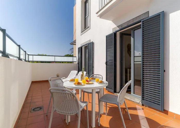 Estetania By Ah 公寓 *