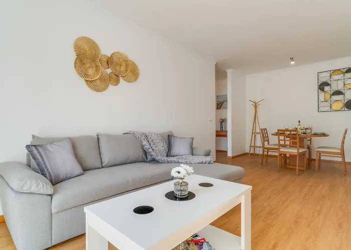 Estetania By Ah サンタ・クルーズ